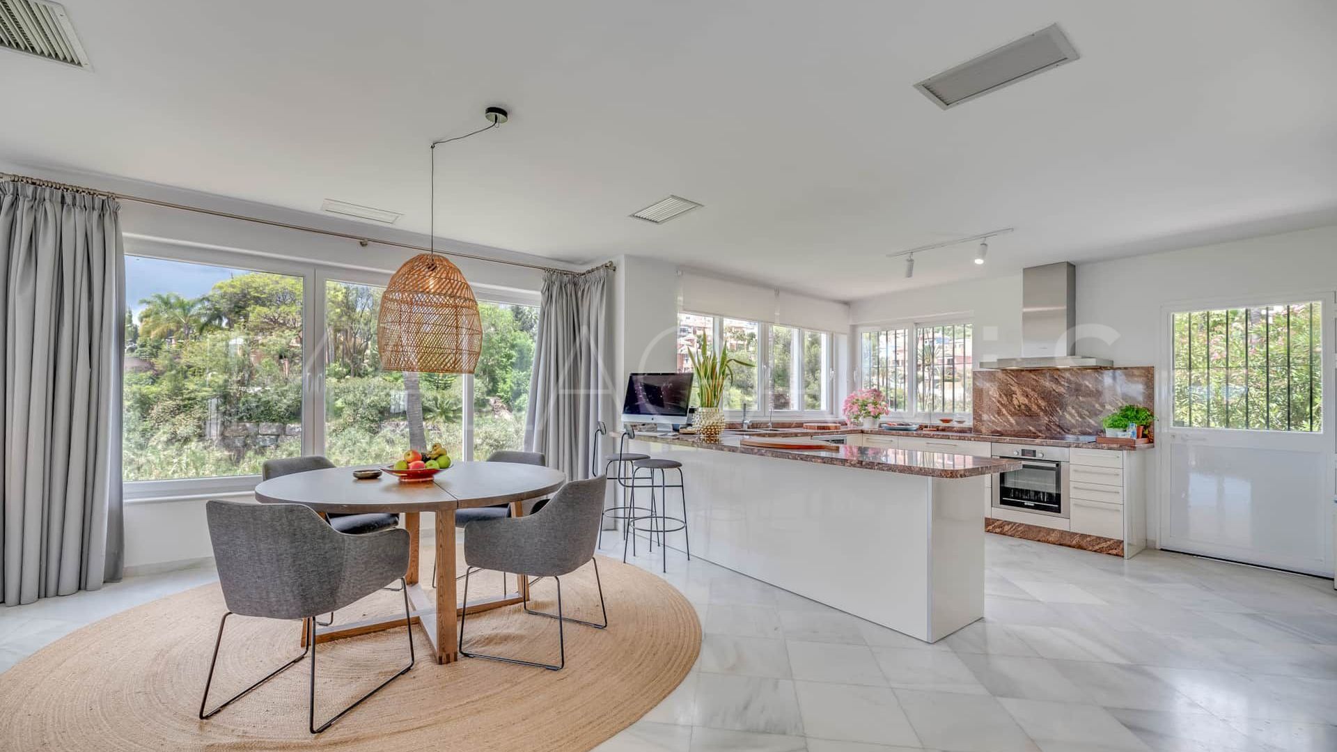 Los Naranjos, villa for sale