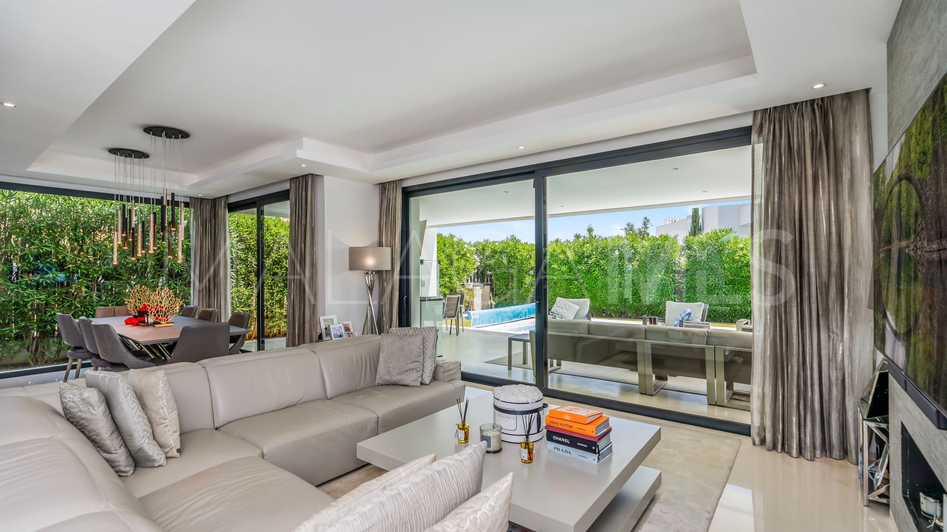 Villa a la venta in Estepona