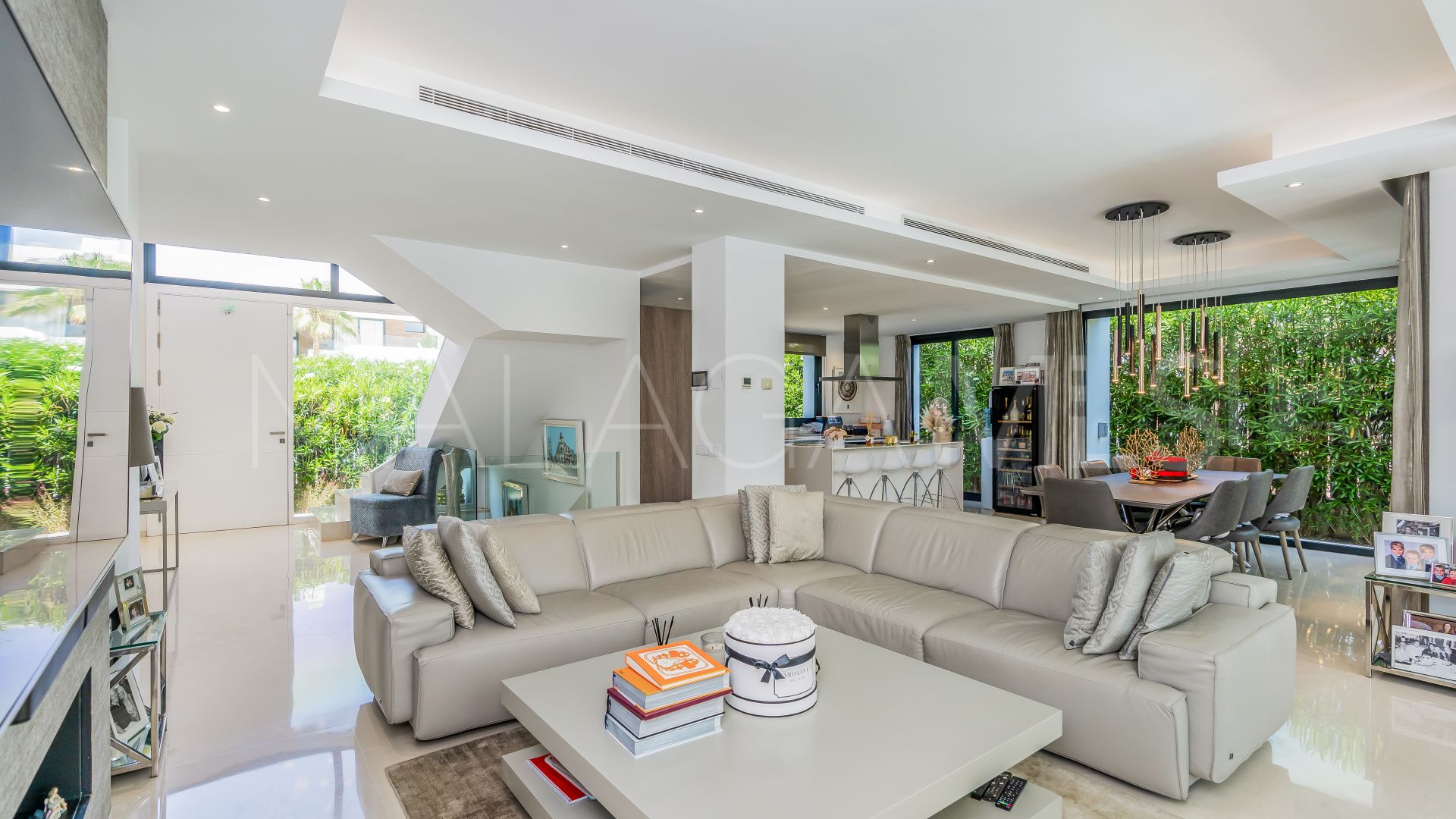 Villa a la venta in Estepona