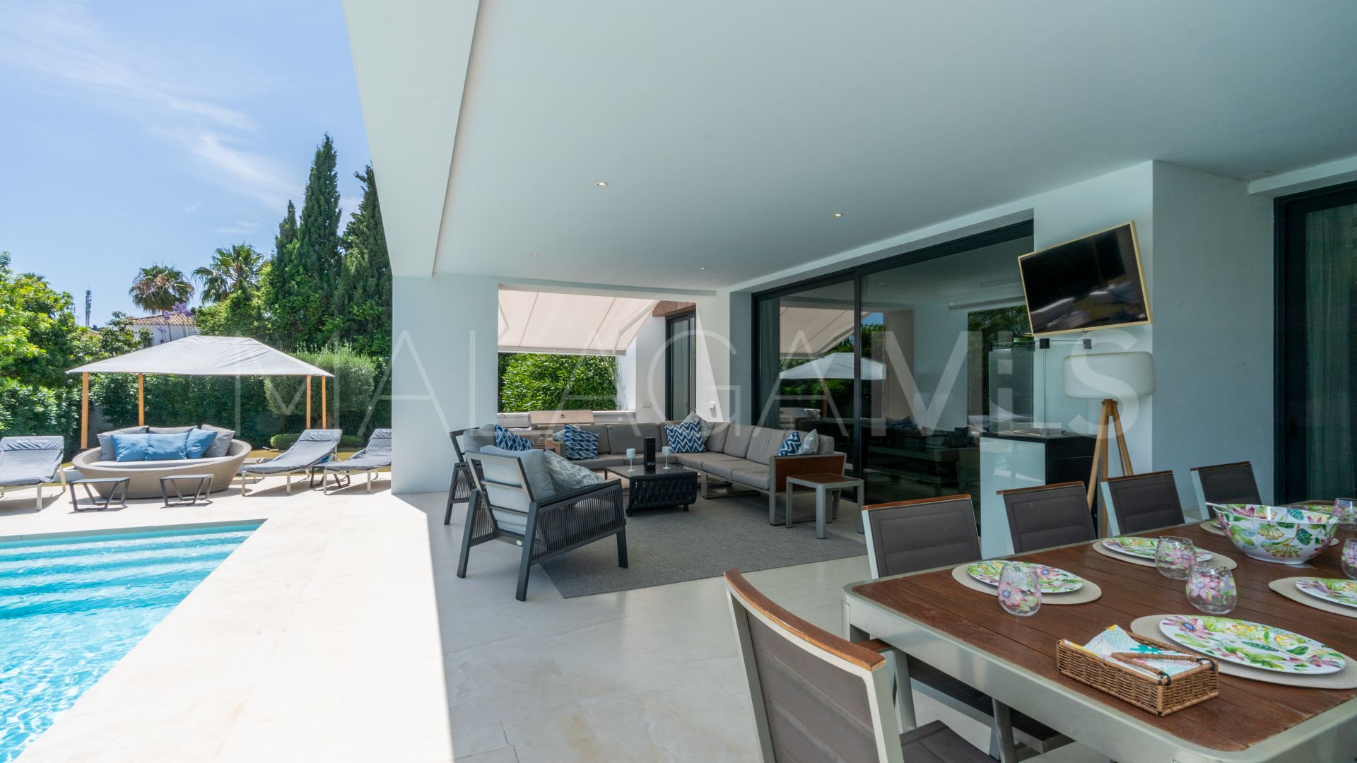 Villa a la venta in Estepona