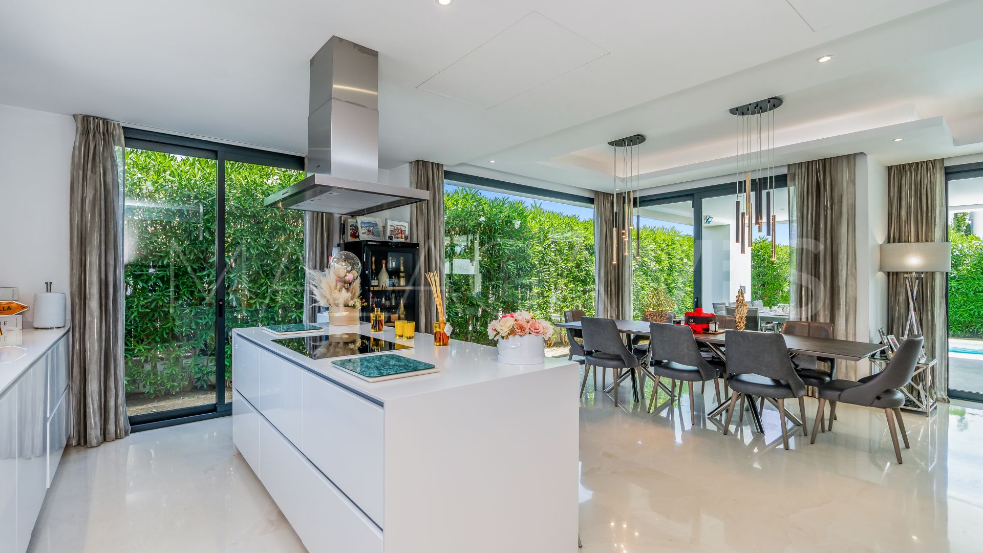 Villa a la venta in Estepona