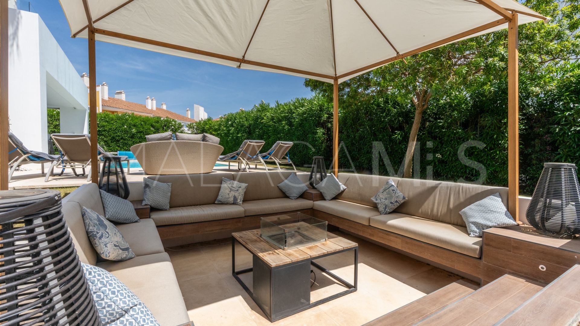 Villa a la venta in Estepona