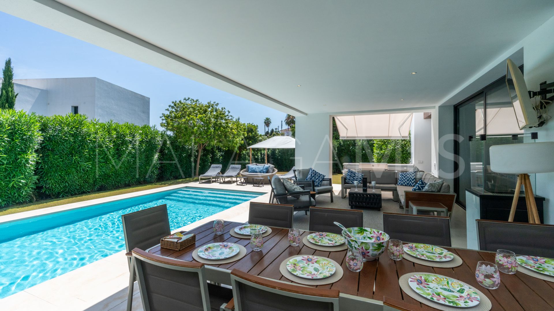 Villa a la venta in Estepona