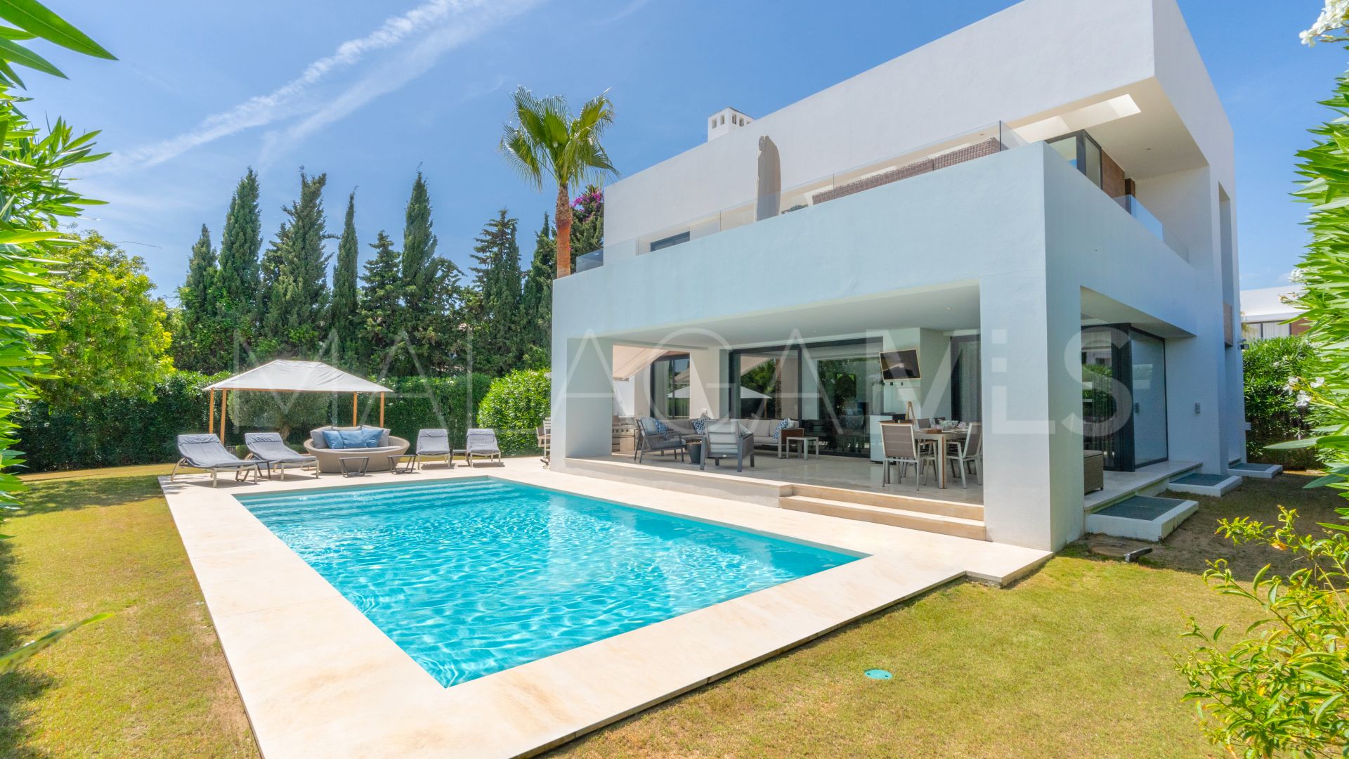 Villa a la venta in Estepona