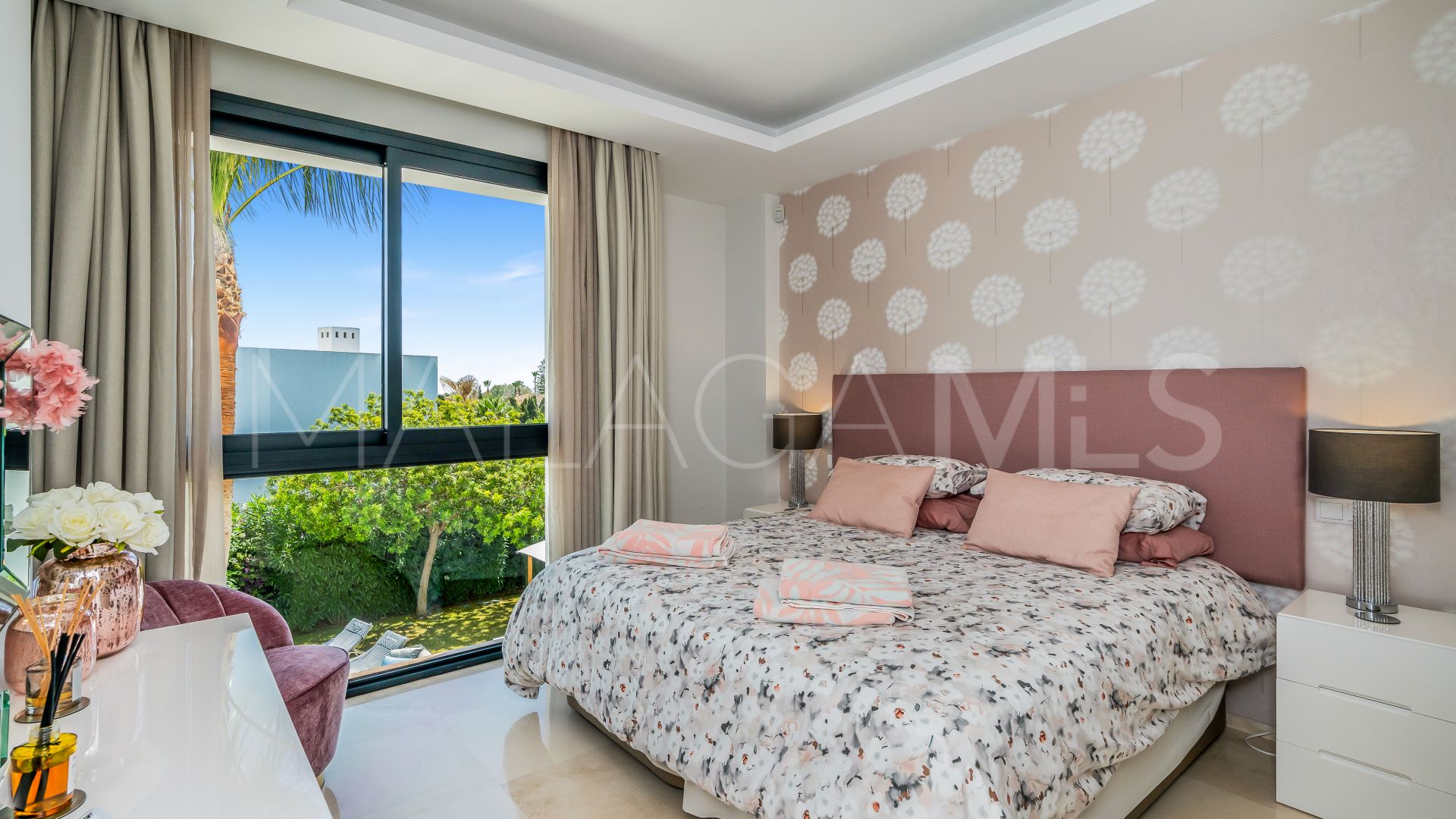 Villa a la venta in Estepona
