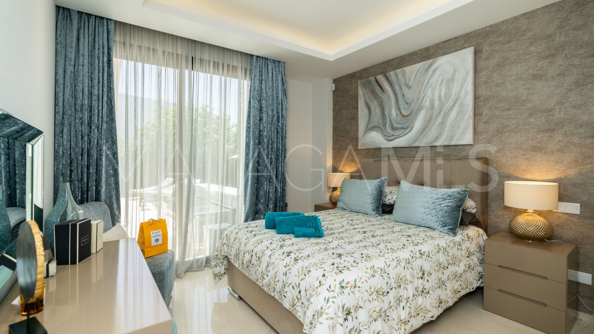 Villa a la venta in Estepona