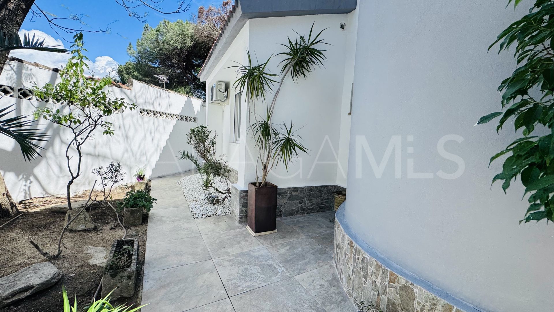 Chalet for sale in Marbesa