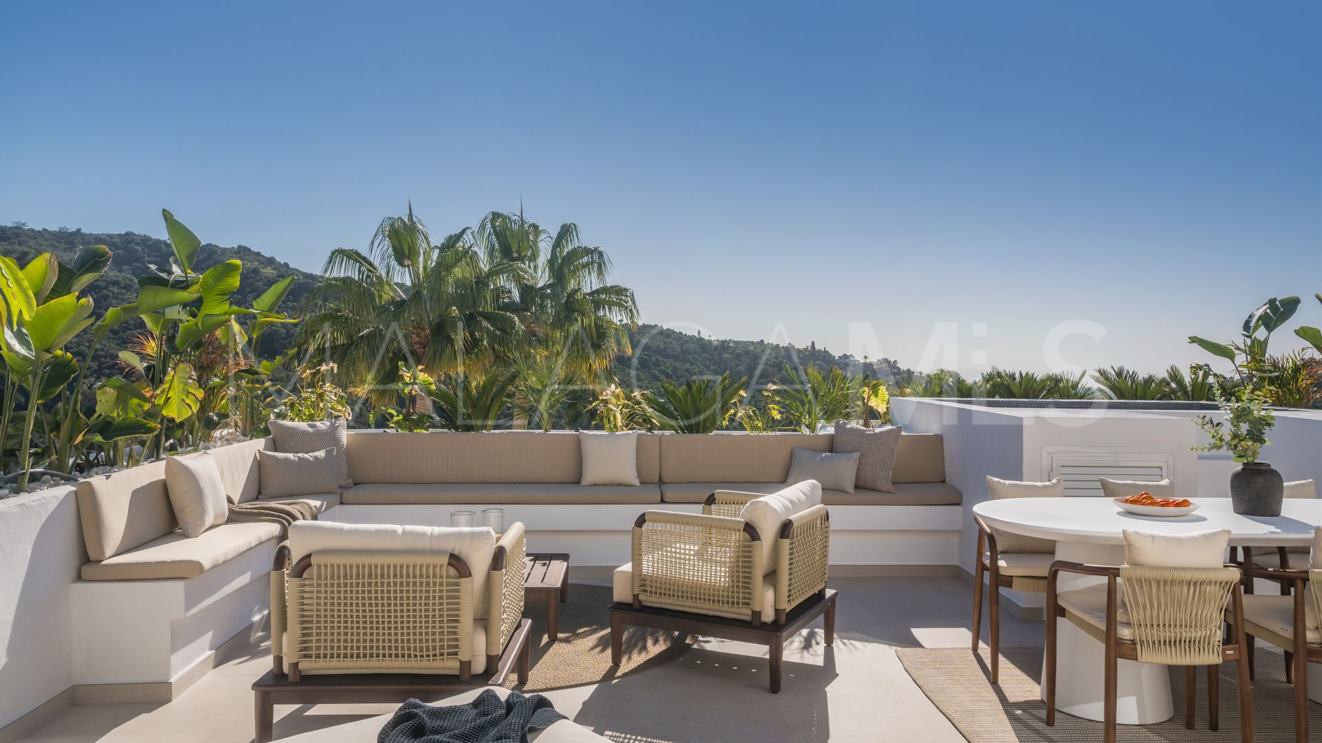 Duplex penthouse for sale in La Quinta