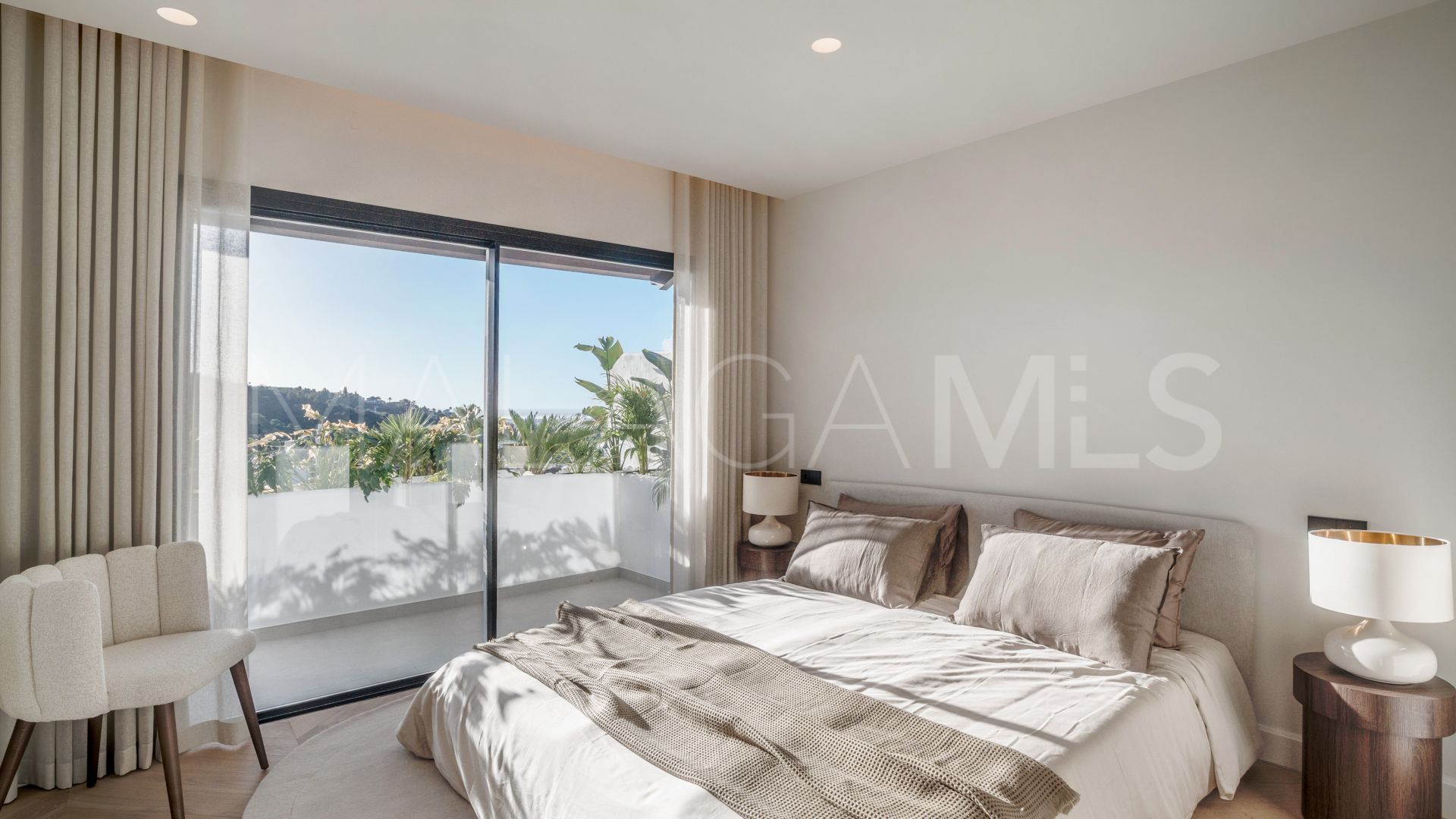 Duplex penthouse for sale in La Quinta