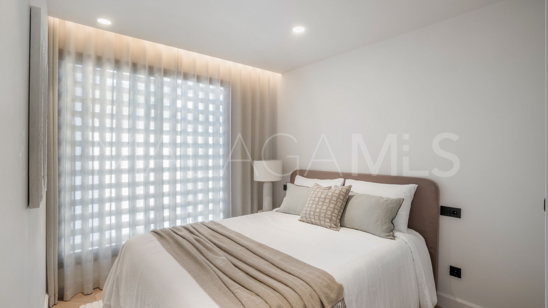 Duplex penthouse for sale in La Quinta