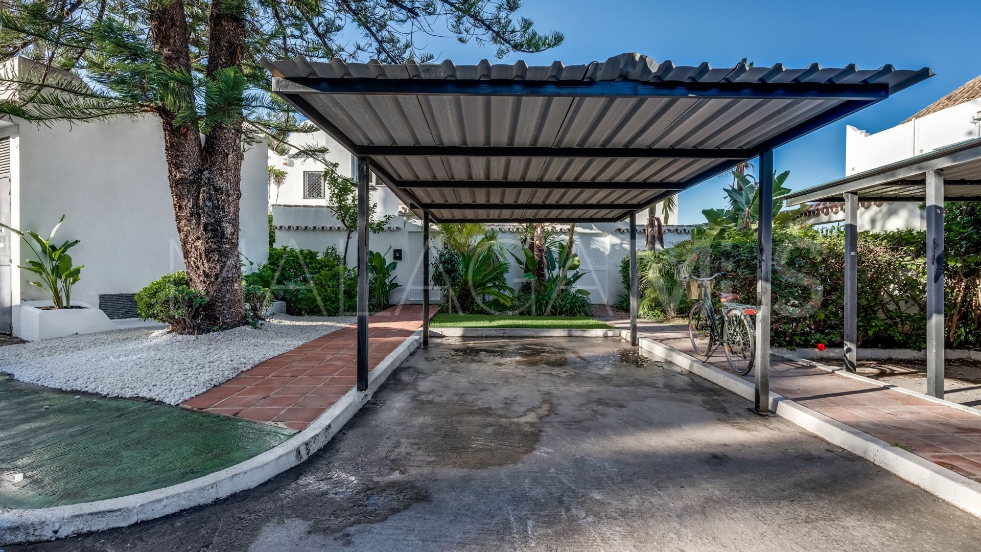 Los Potros, villa for sale