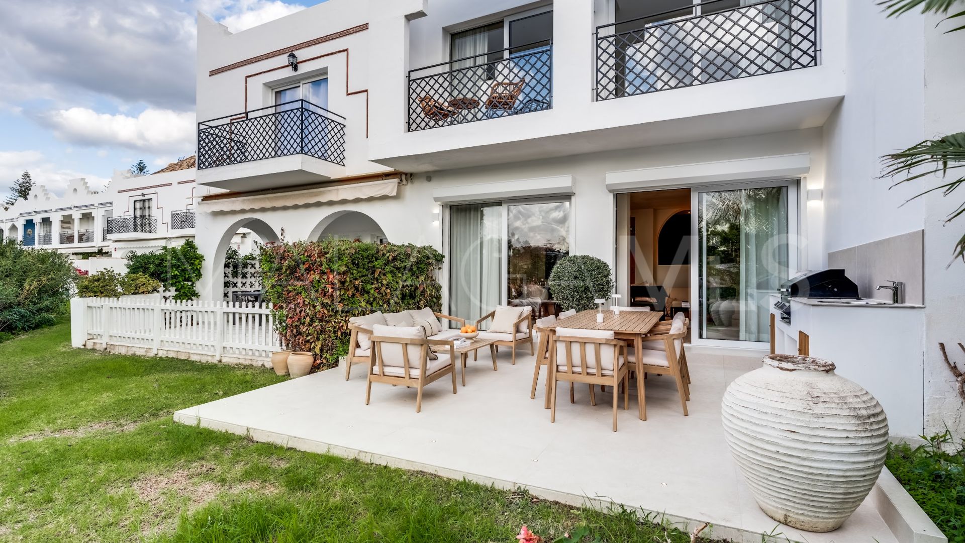 Los Potros, villa for sale