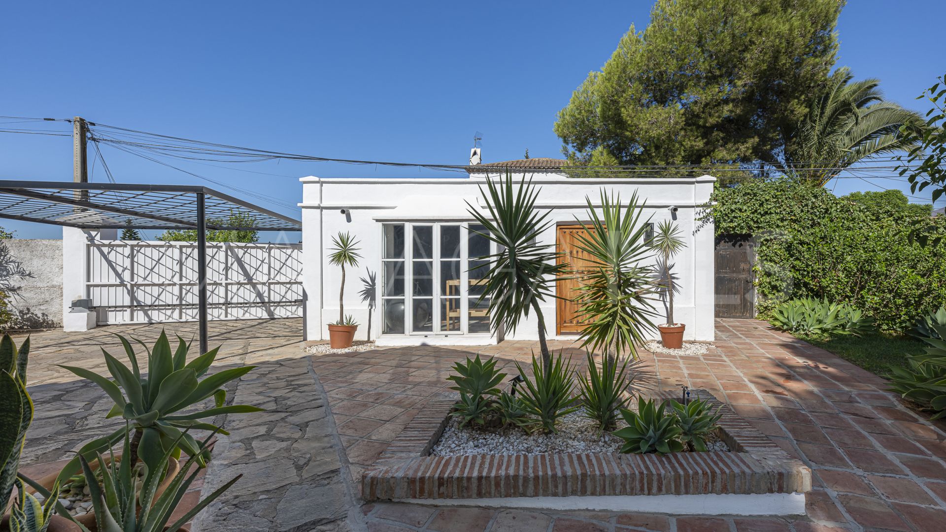 4 bedrooms villa in Guadalmina Alta for sale