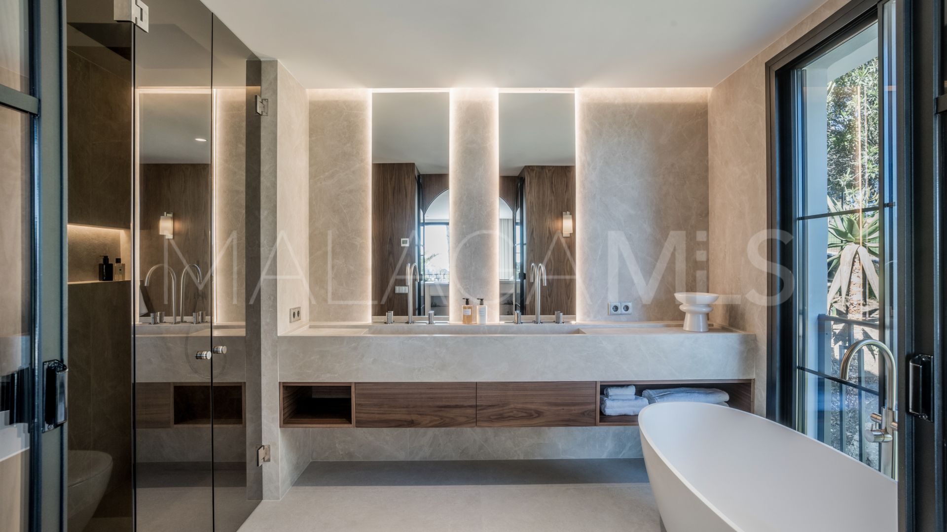 Maison jumelée for sale in Nueva Andalucia