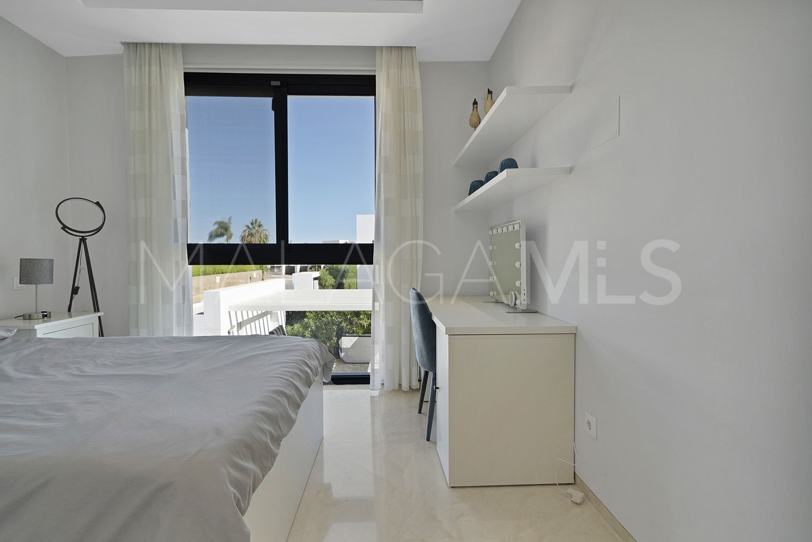 Villa for sale in El Paraiso