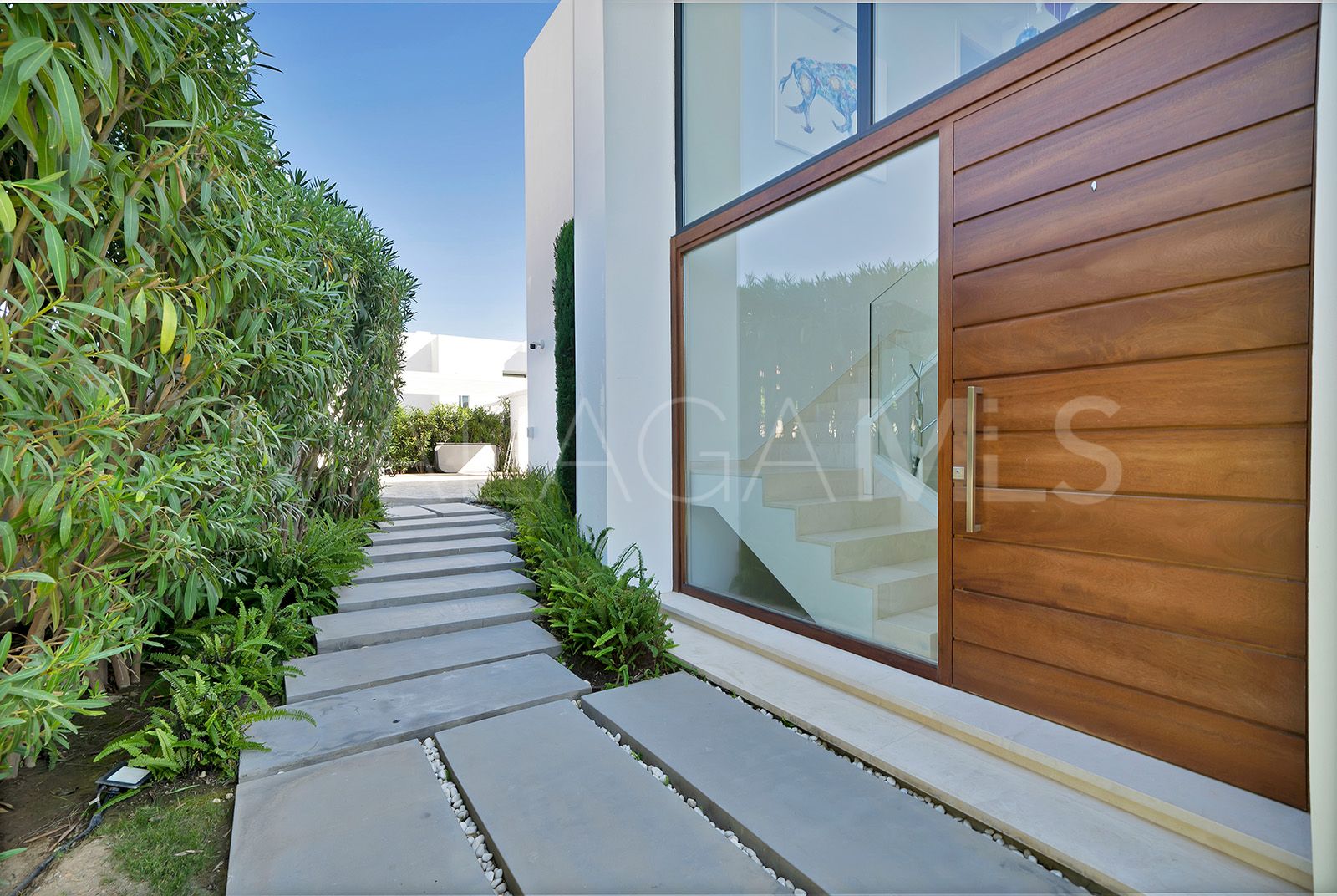 Villa for sale in El Paraiso