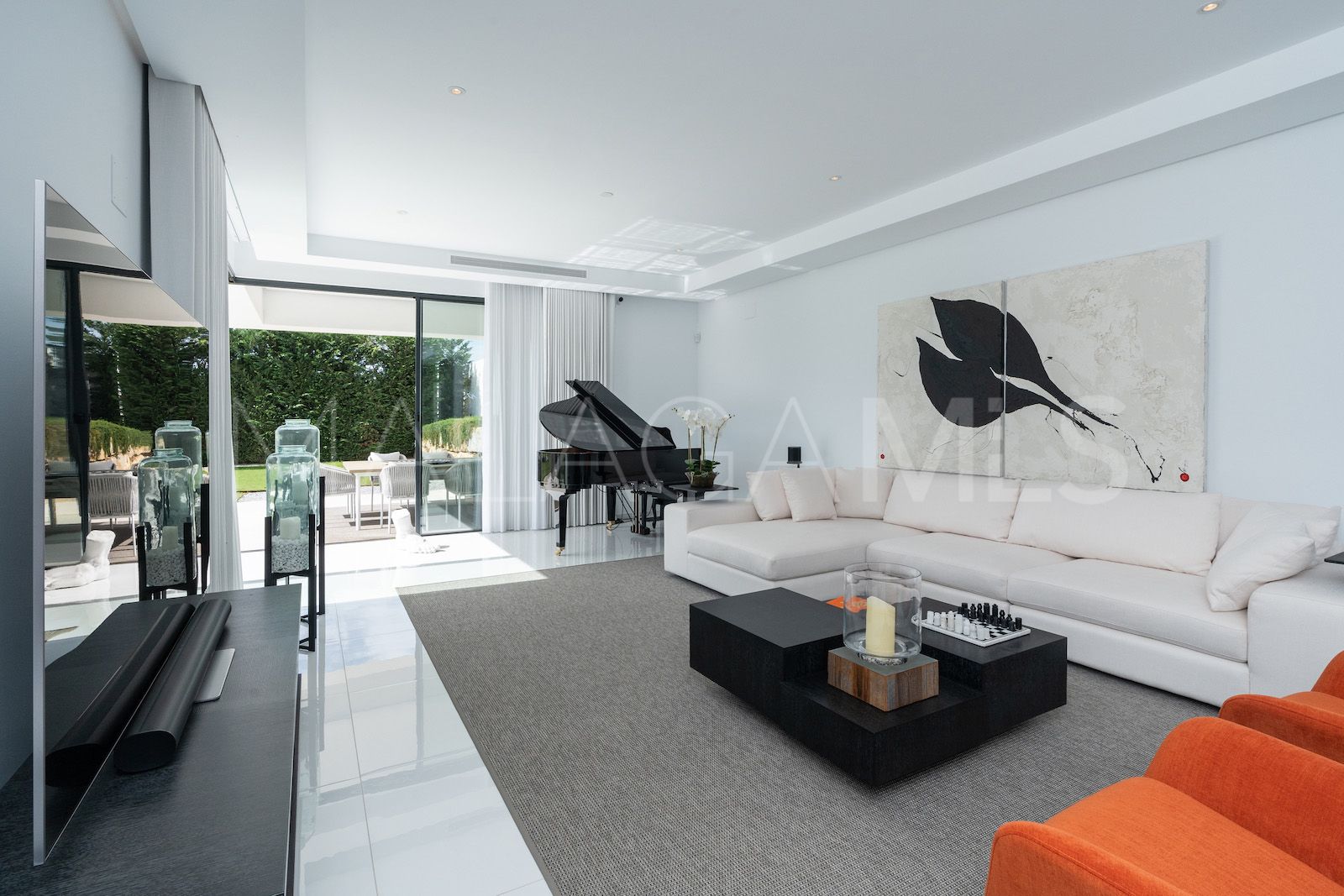Se vende pareado with 5 bedrooms in Montemayor