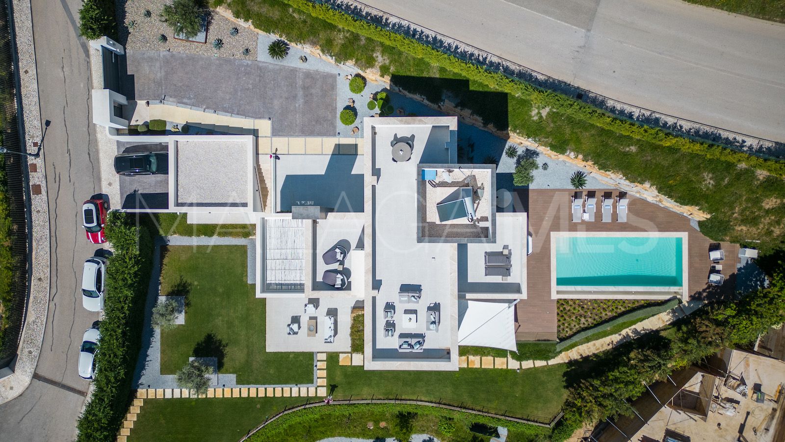 Se vende pareado with 5 bedrooms in Montemayor