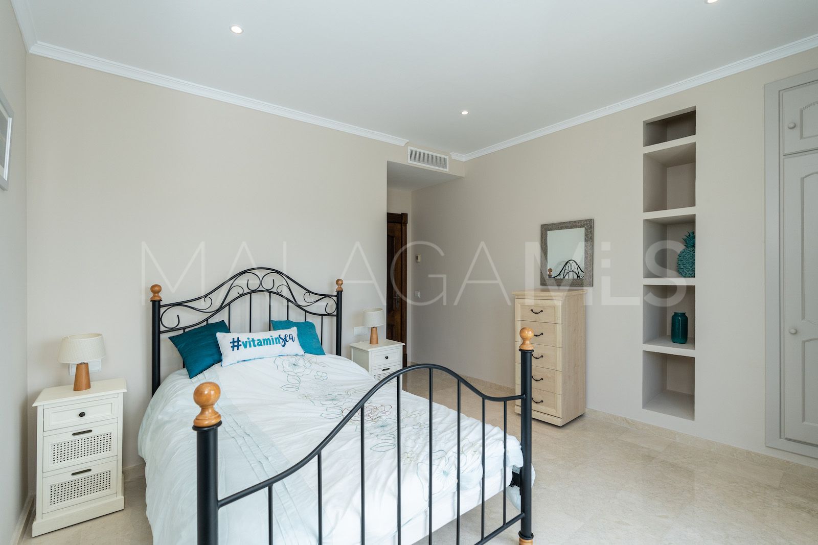 6 bedrooms Montemayor semi detached villa for sale