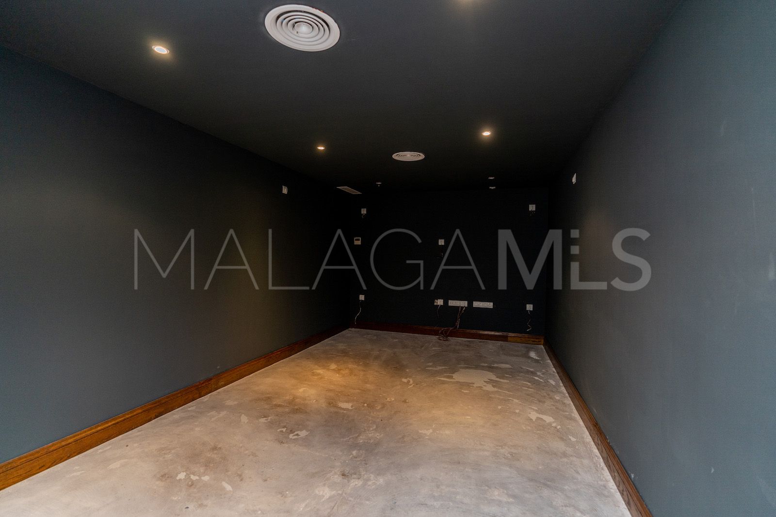 6 bedrooms Montemayor semi detached villa for sale