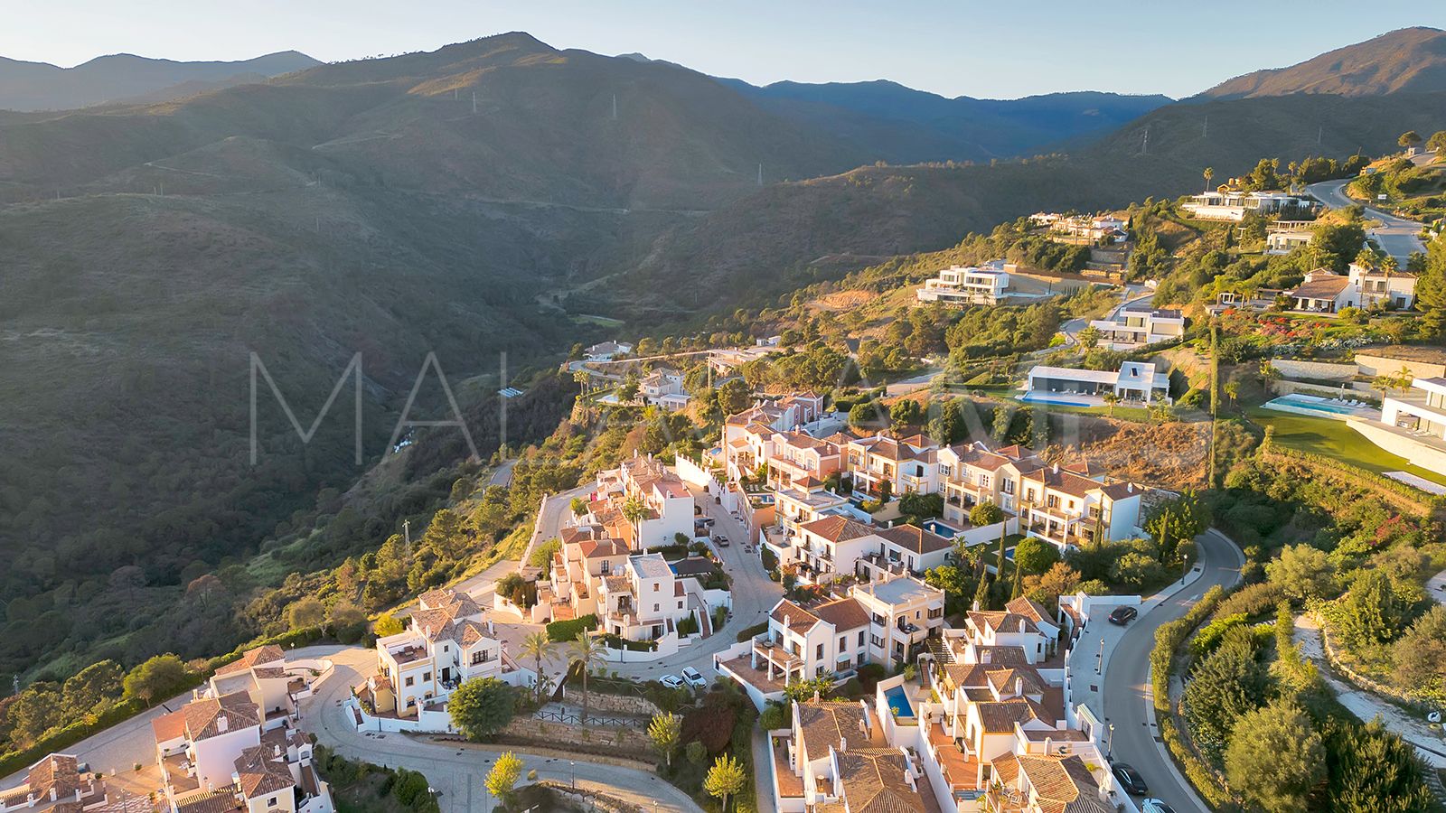 Se vende adosado in Montemayor