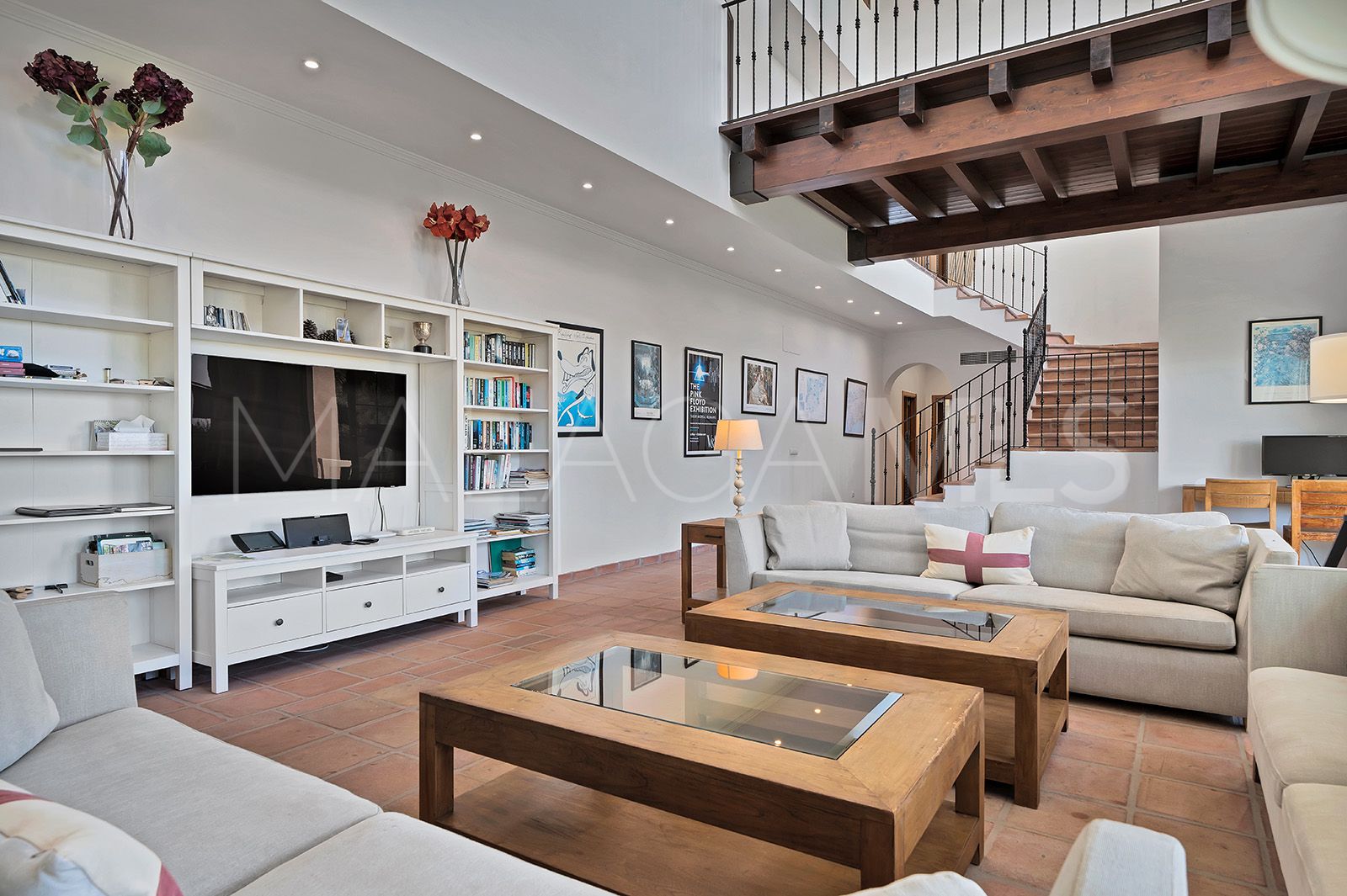 Villa for sale in Benahavis Centro