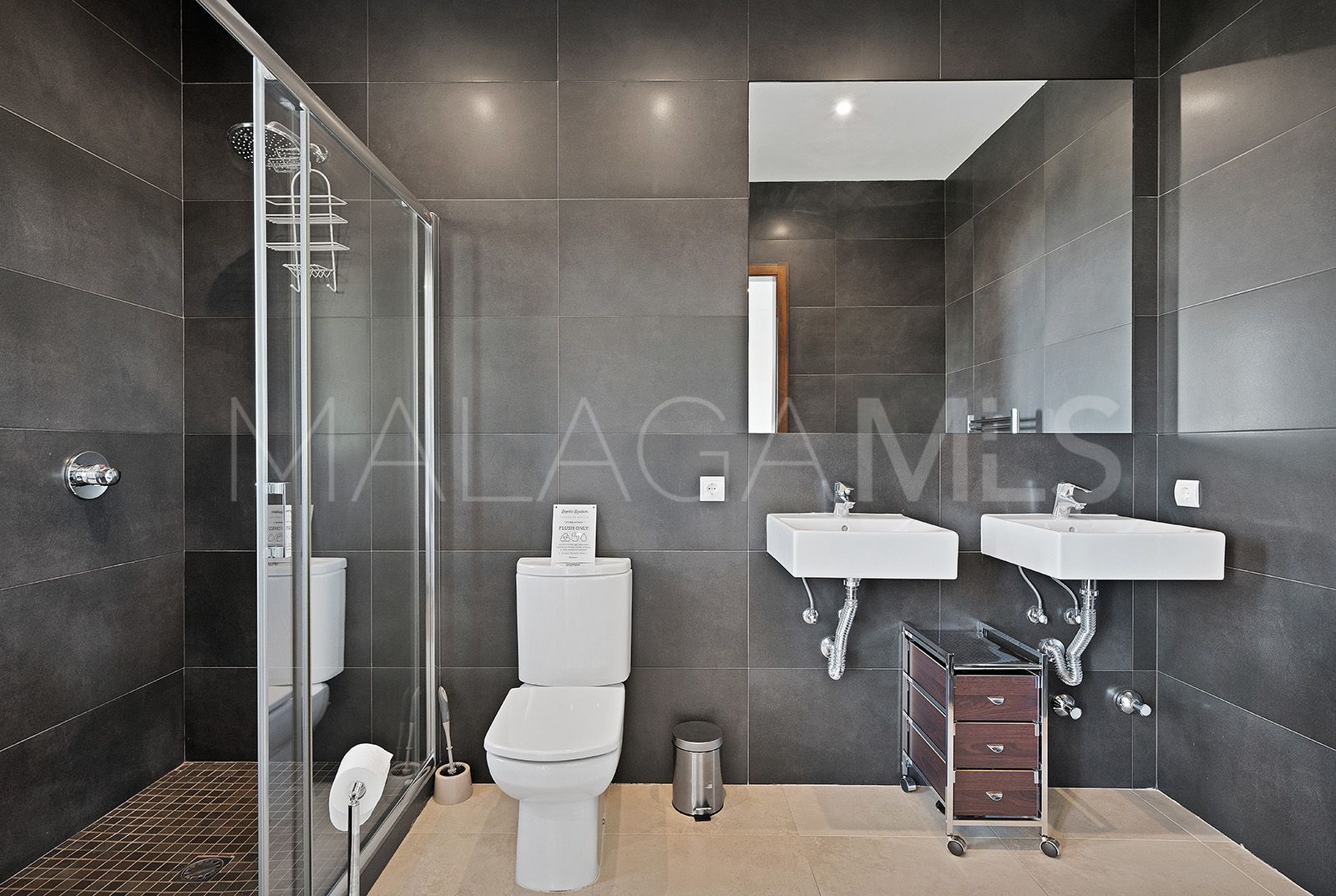 Villa for sale in Benahavis Centro