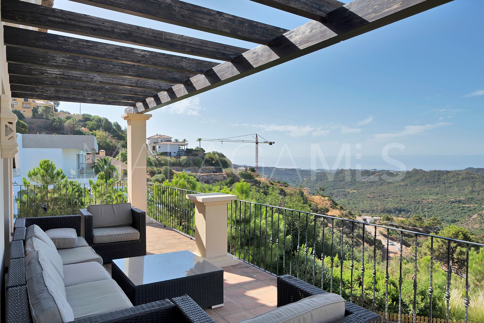Villa for sale in Benahavis Centro
