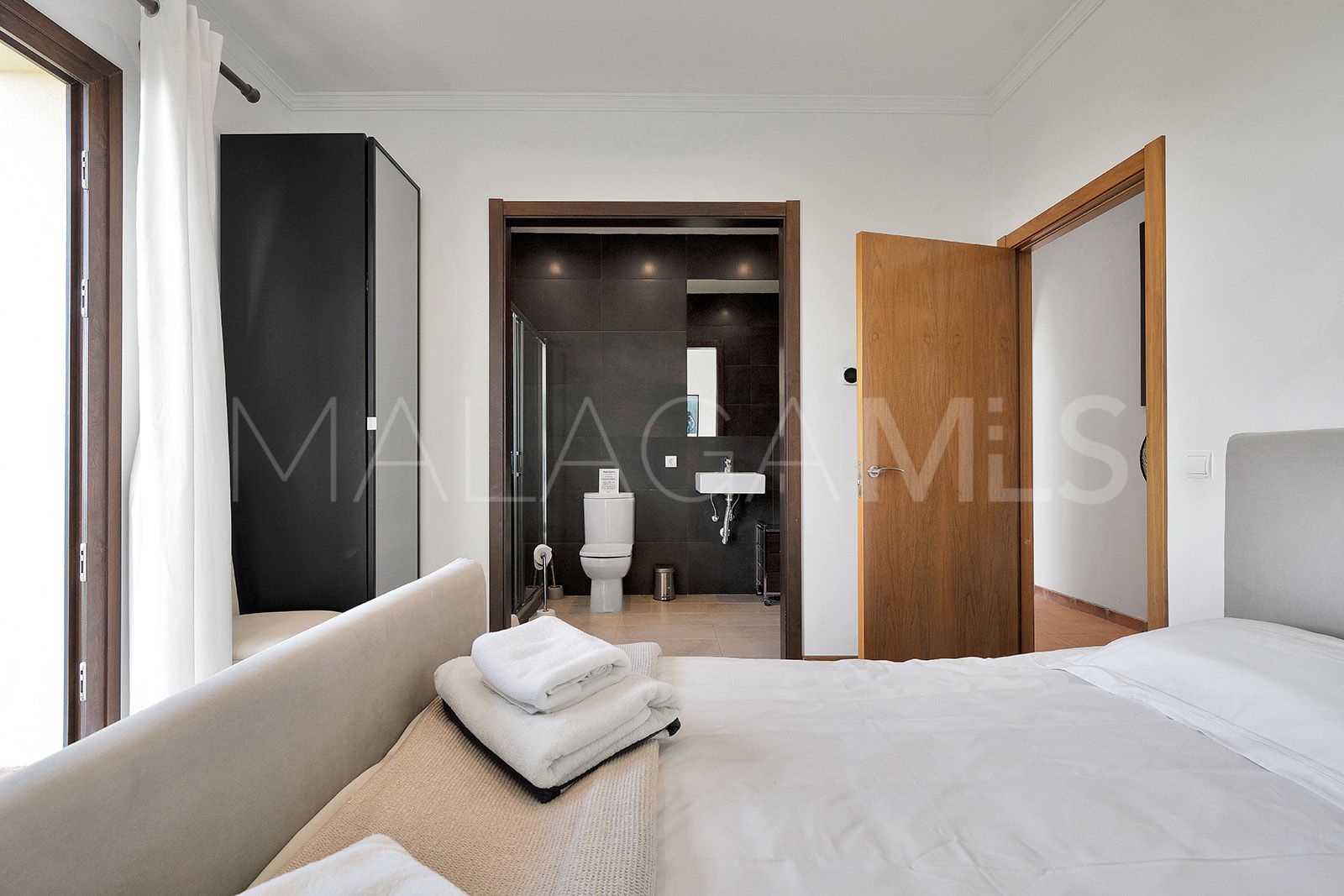 Villa for sale in Benahavis Centro