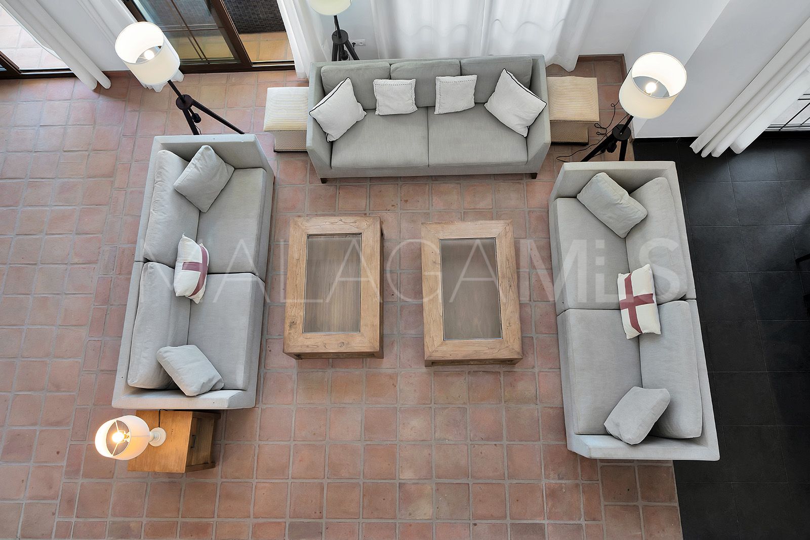 Villa for sale in Benahavis Centro