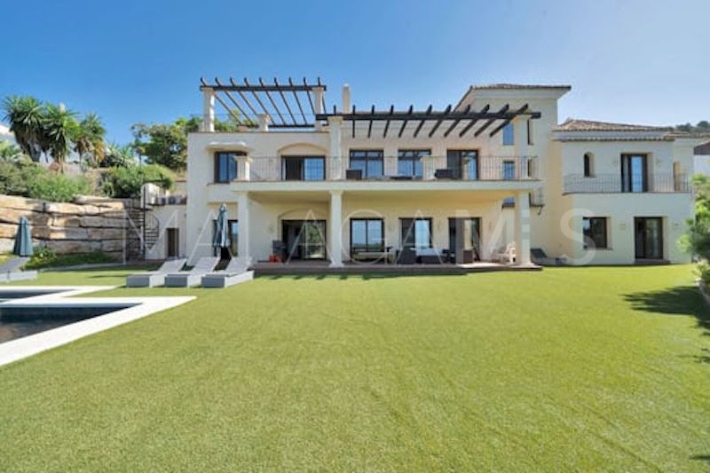 Villa for sale in Benahavis Centro