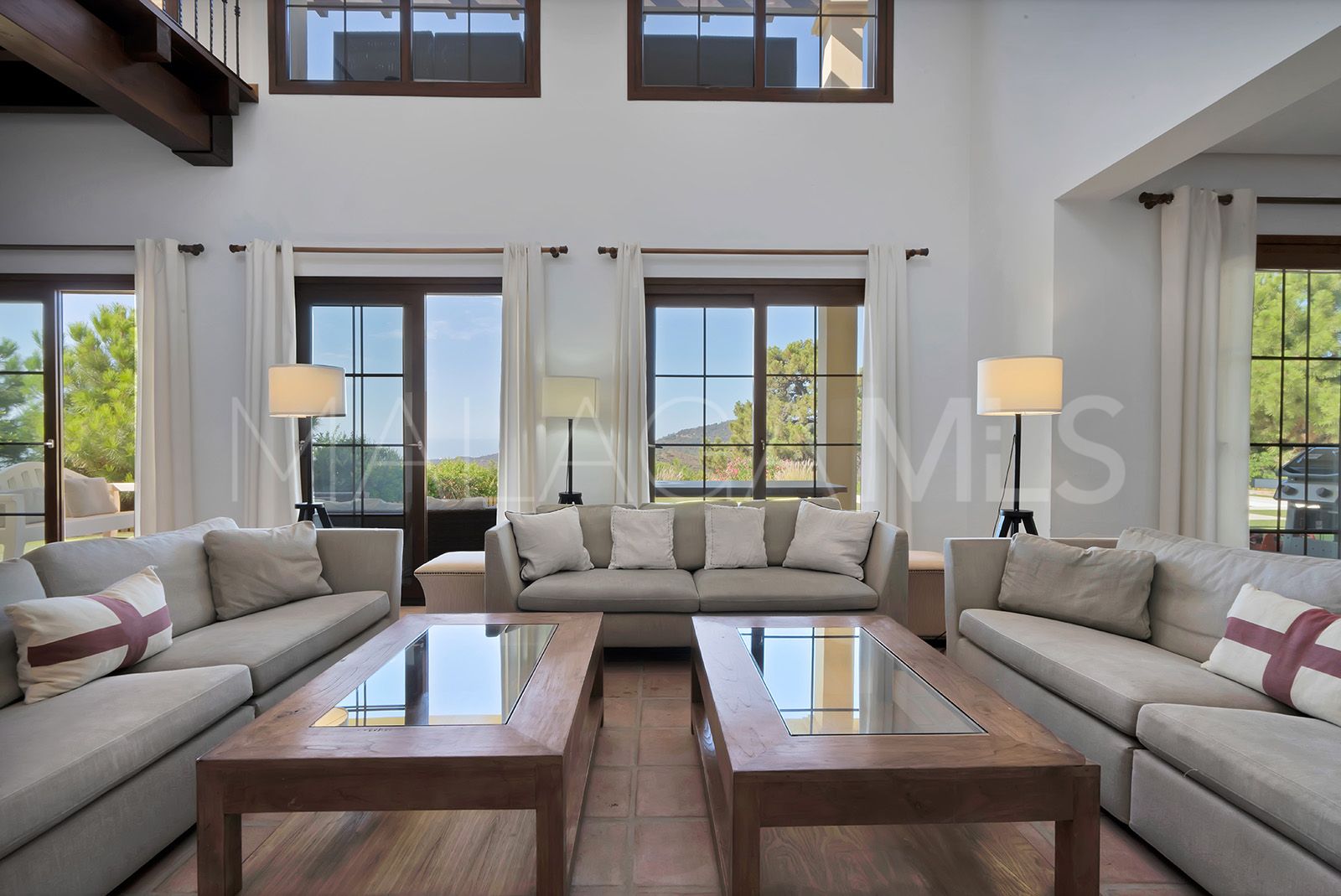 Villa for sale in Benahavis Centro