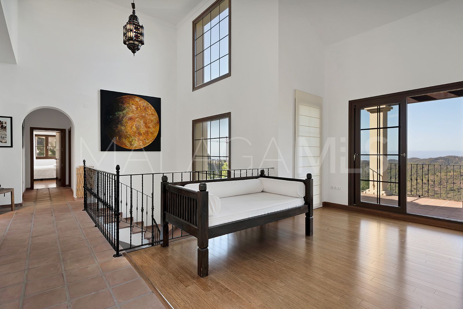Villa for sale in Benahavis Centro
