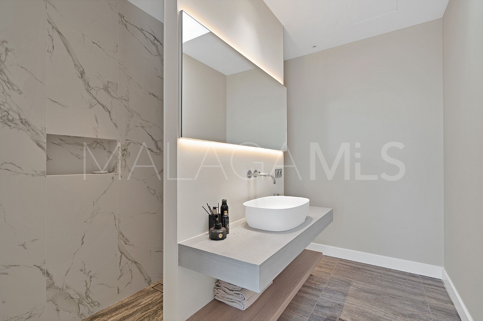 Villa for sale in Montemayor with 7 bedrooms