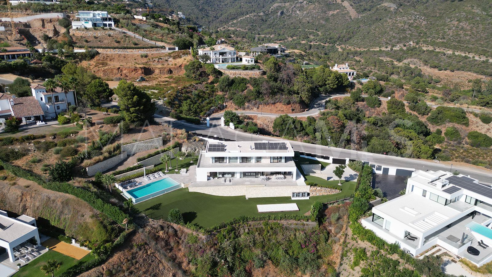 Villa for sale in Montemayor with 7 bedrooms