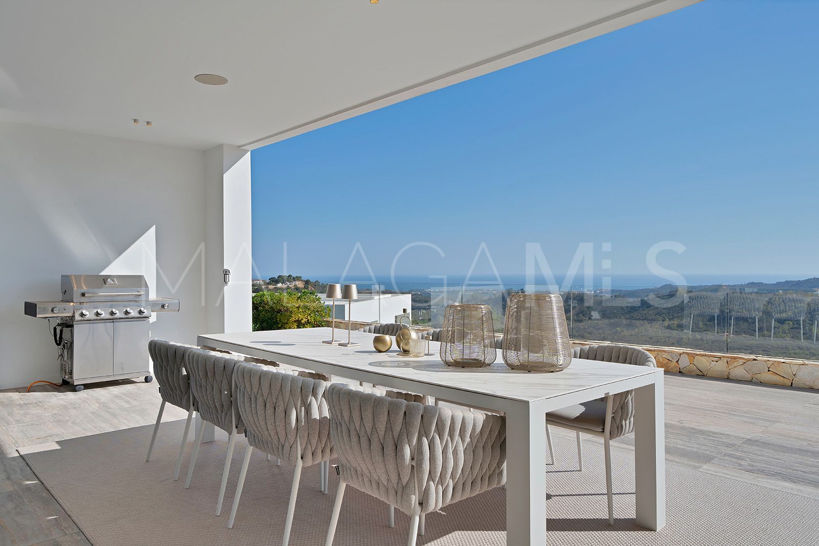 Villa for sale in Montemayor with 7 bedrooms