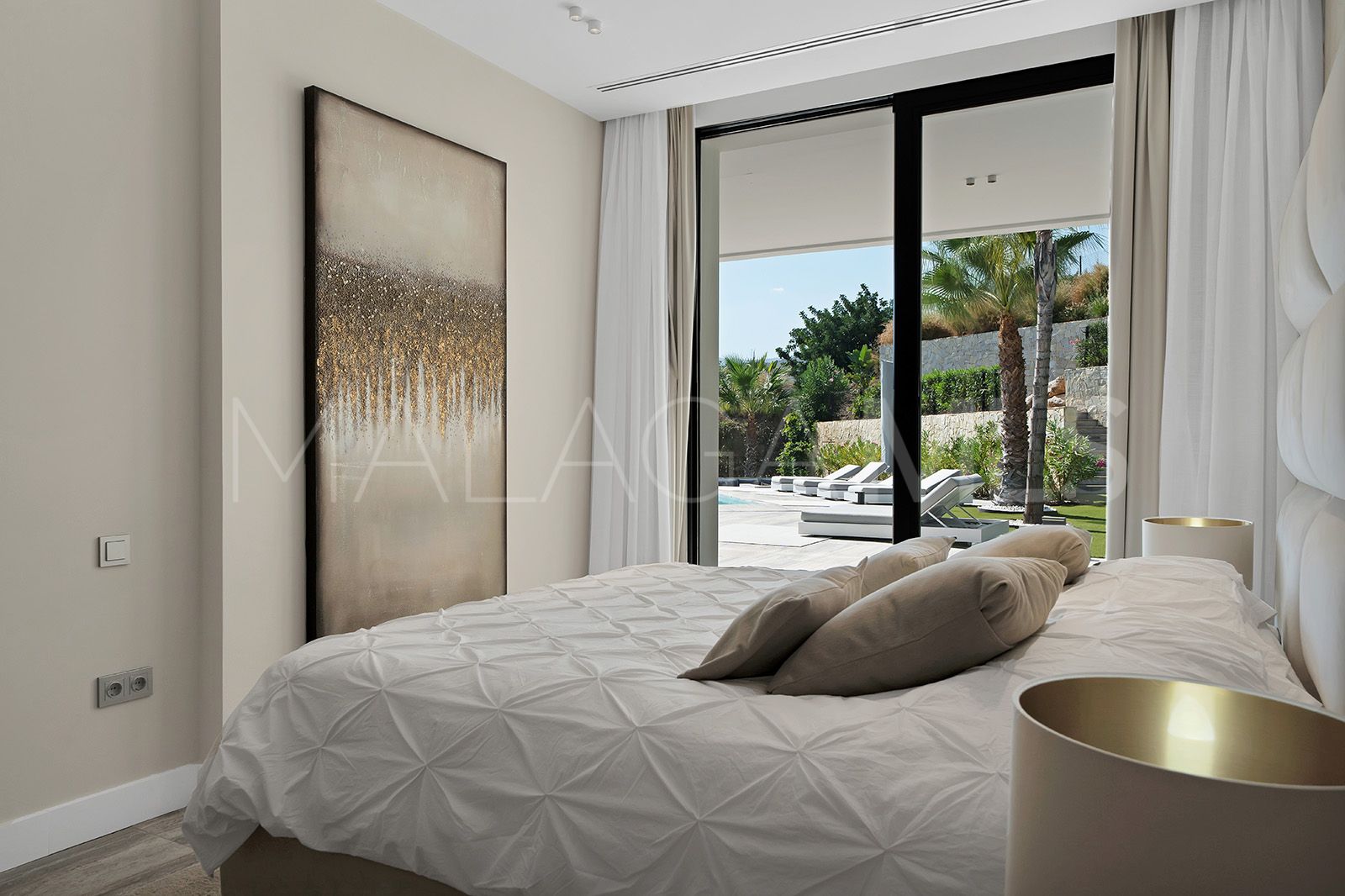 Villa for sale in Montemayor with 7 bedrooms