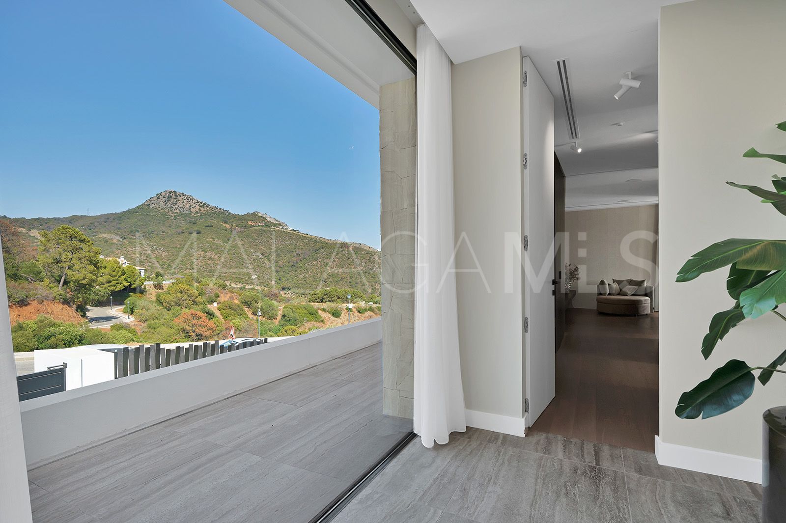 Villa for sale in Montemayor with 7 bedrooms