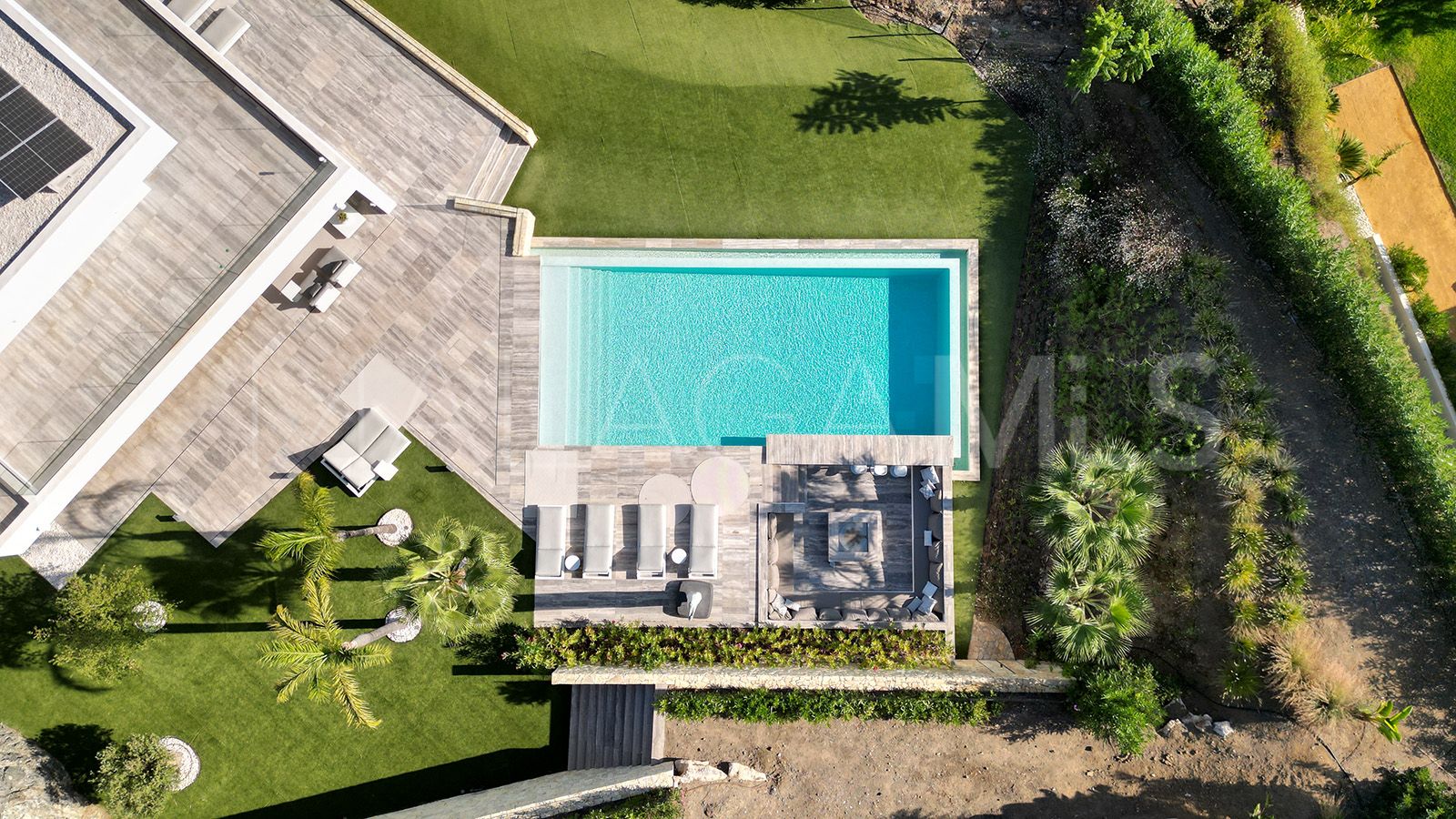 Villa for sale in Montemayor with 7 bedrooms