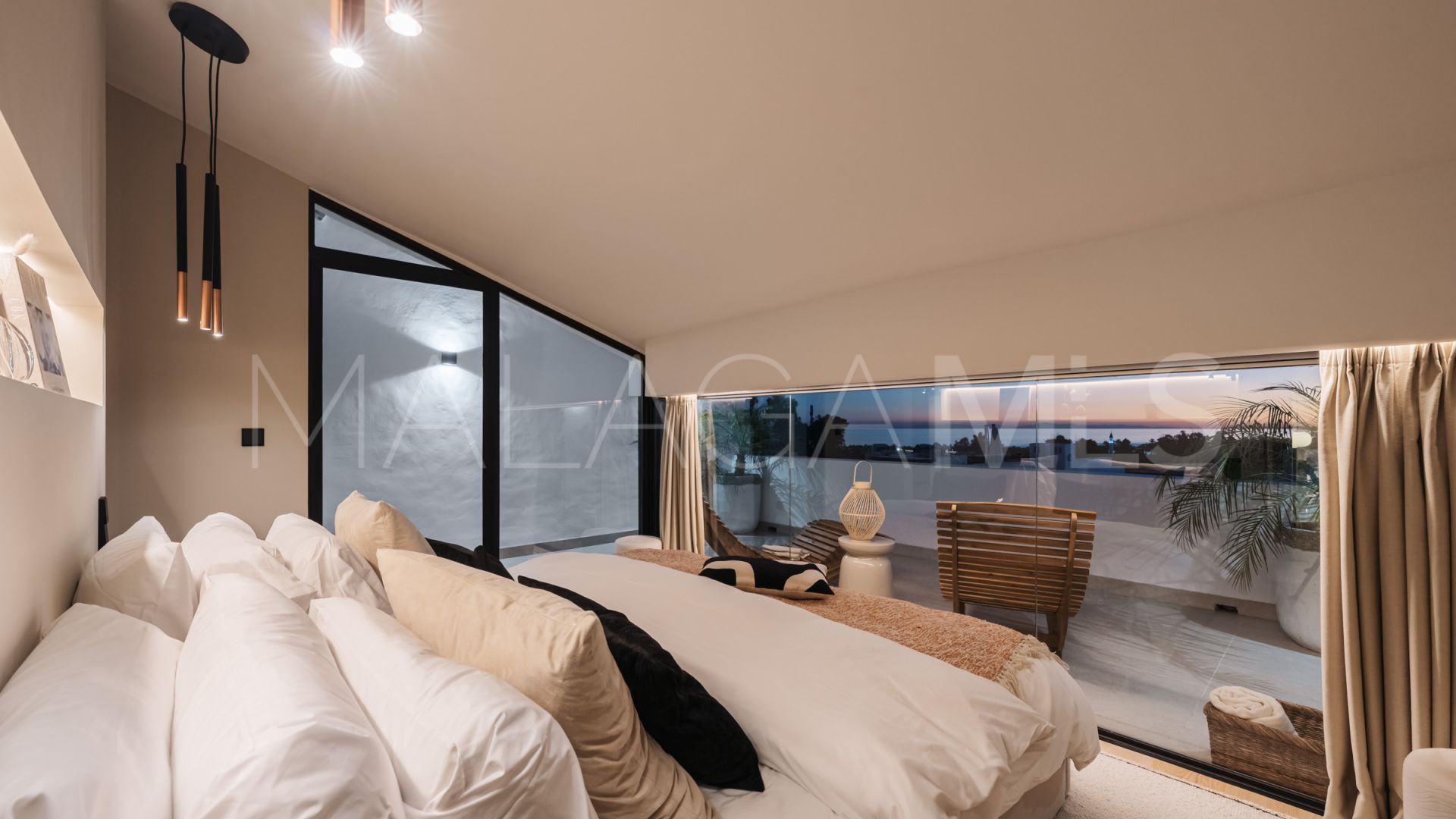 Radhus for sale in Altos de Puente Romano