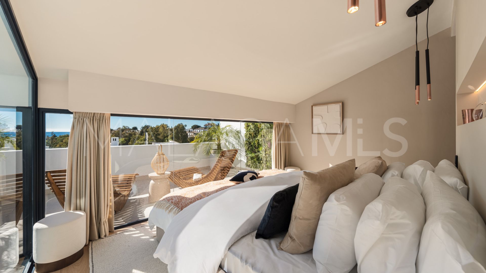 Radhus for sale in Altos de Puente Romano