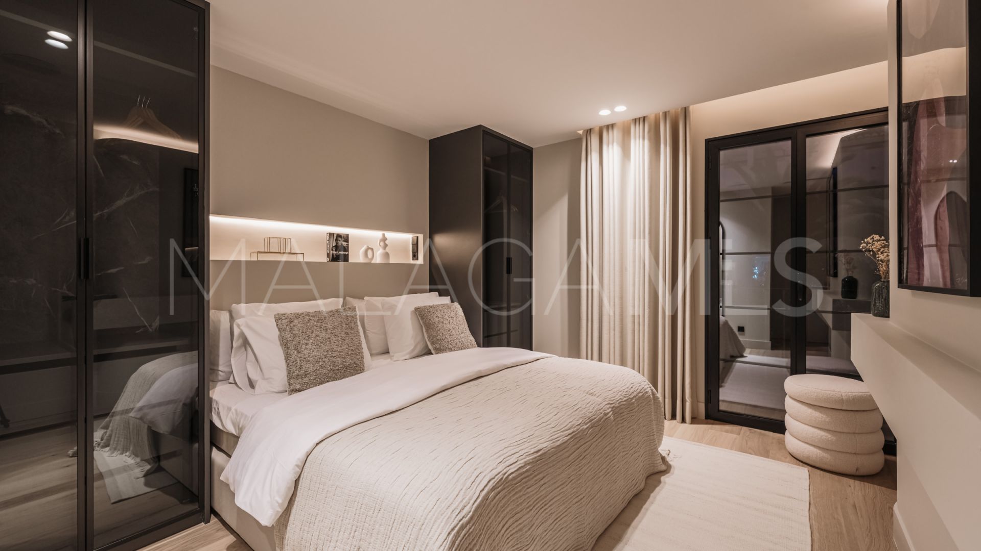 Radhus for sale in Altos de Puente Romano