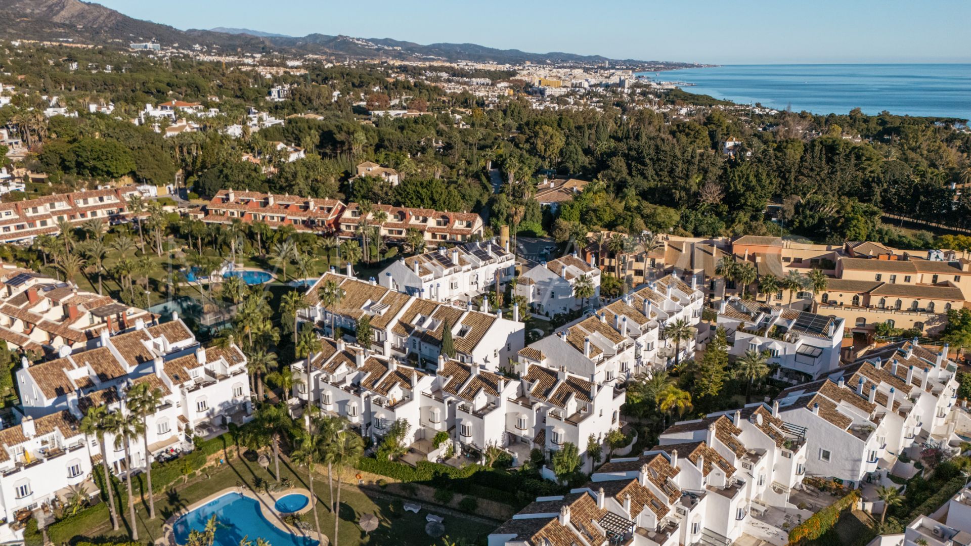 Radhus for sale in Altos de Puente Romano