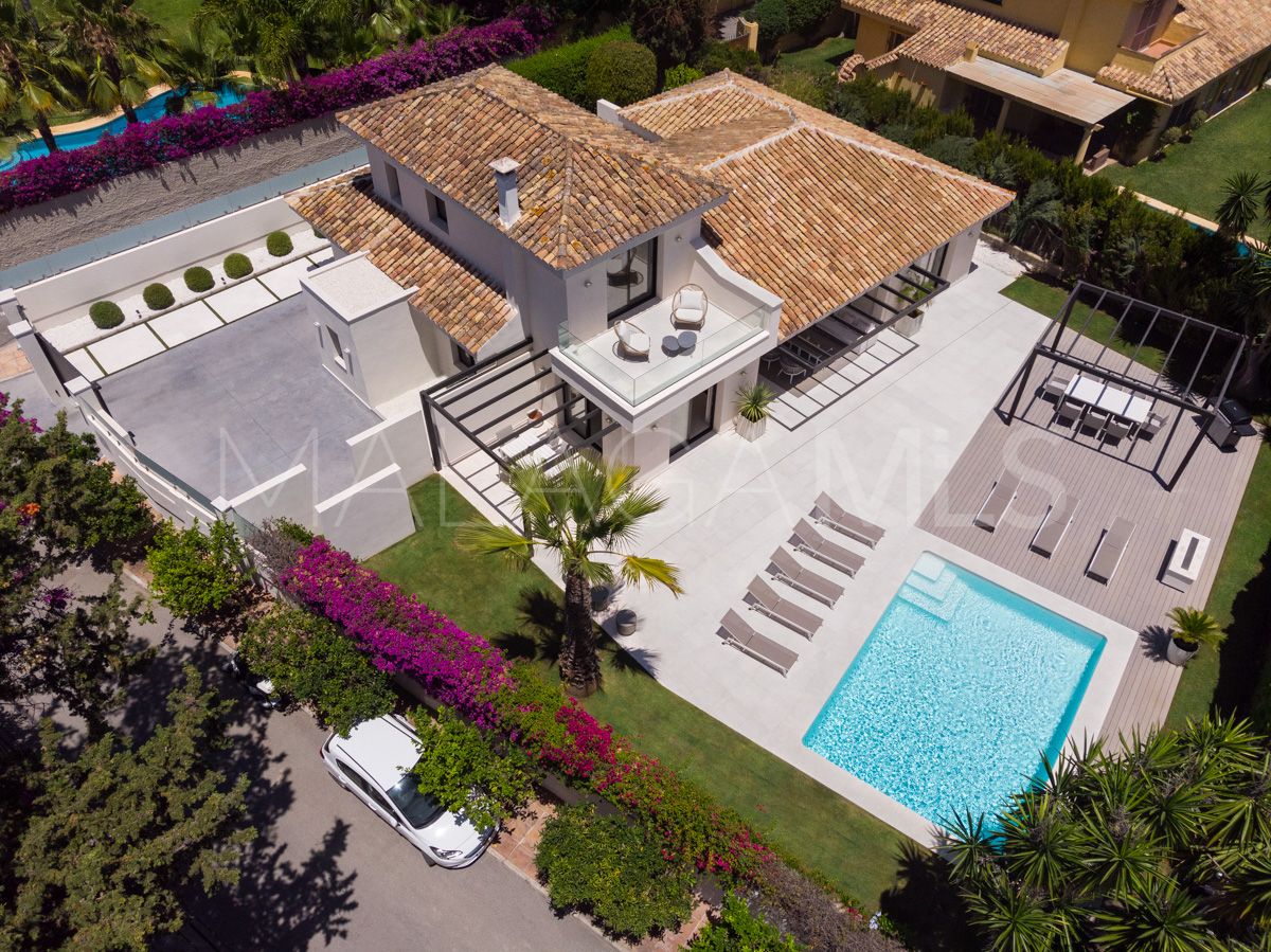 Villa for sale in San Pedro de Alcantara