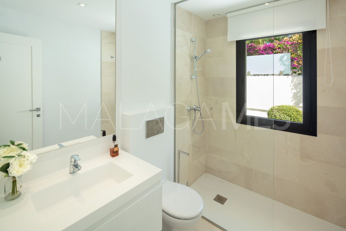 Villa for sale in San Pedro de Alcantara