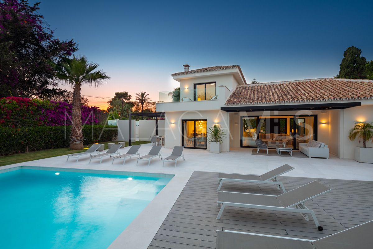 Villa for sale in San Pedro de Alcantara