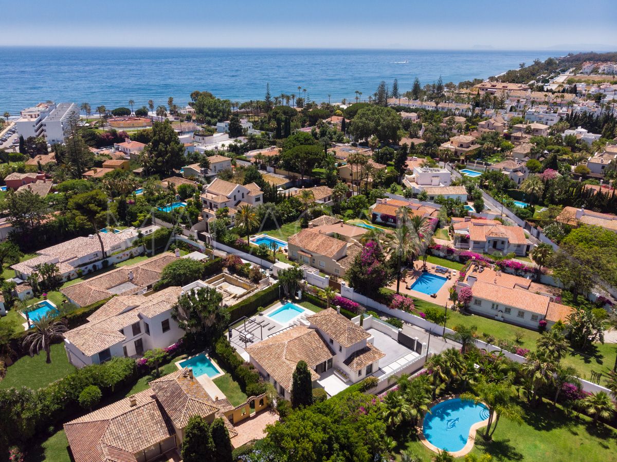 Villa for sale in San Pedro de Alcantara