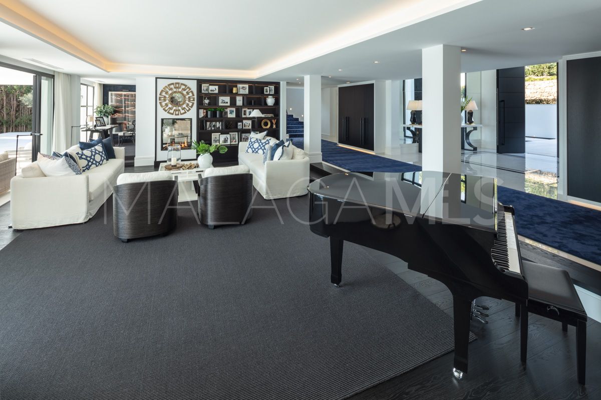 Nueva Andalucia, villa de 5 bedrooms a la venta