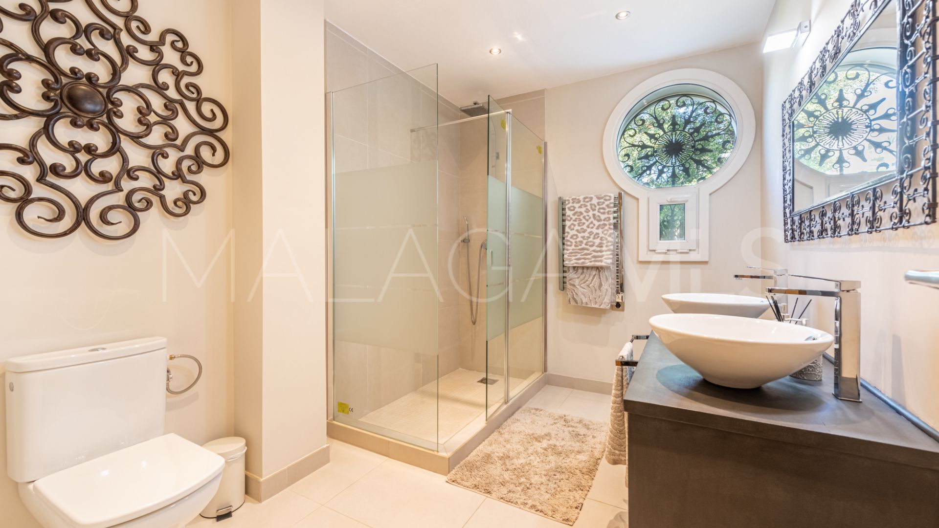 Nueva Andalucia, villa for sale with 4 bedrooms