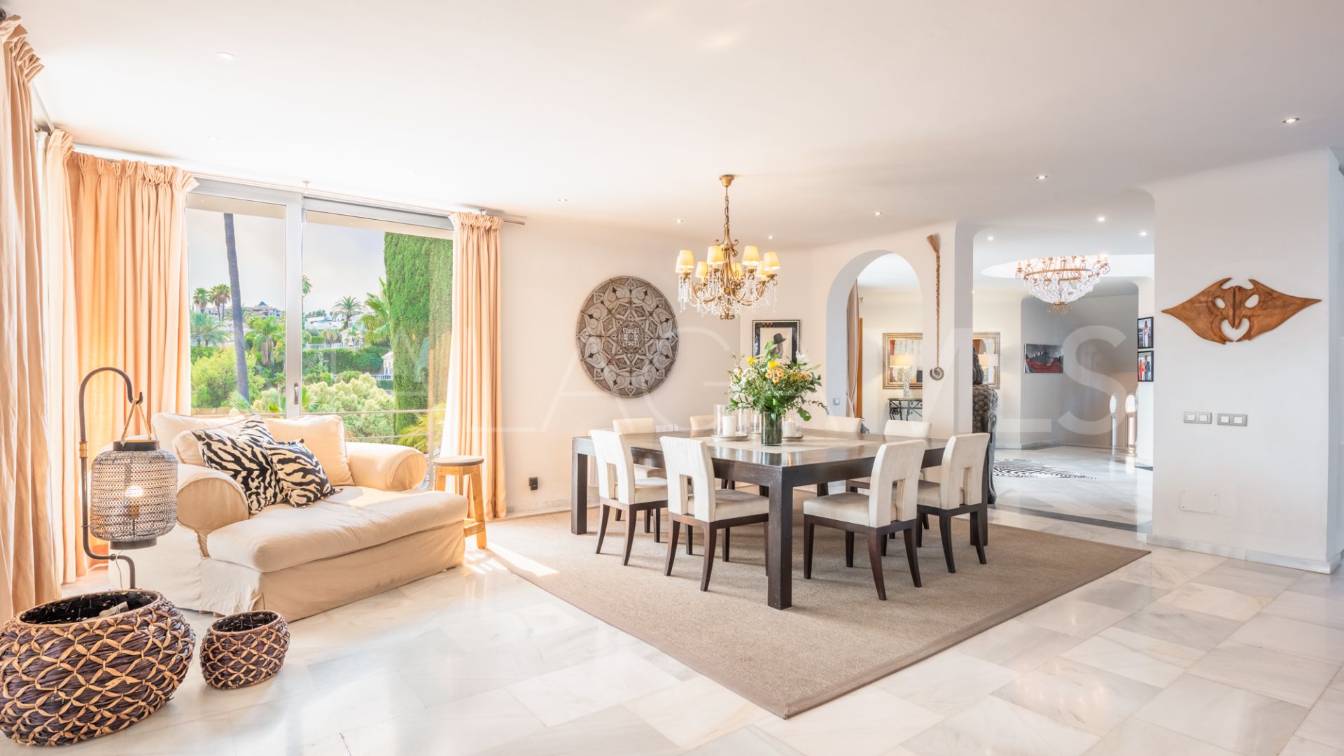 Nueva Andalucia, villa for sale with 4 bedrooms